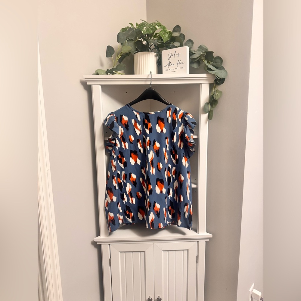 SHEIN Blue Abstract Print Flutter Sleeve Blouse
